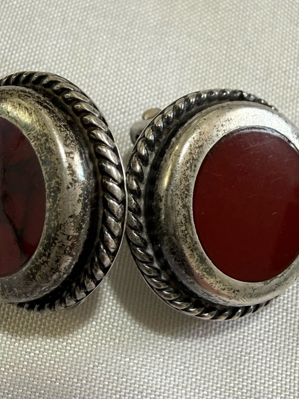 Vintage sterling silver 925 Clip On earrings red gemstone red abalone shell.